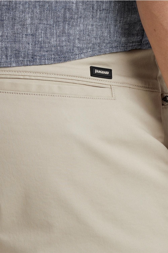 CHINO SHORT MET TWILL STRETCH VSH2304650 8265-Pure Cashmere